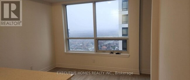 Building Photo - 30 Elm Dr W