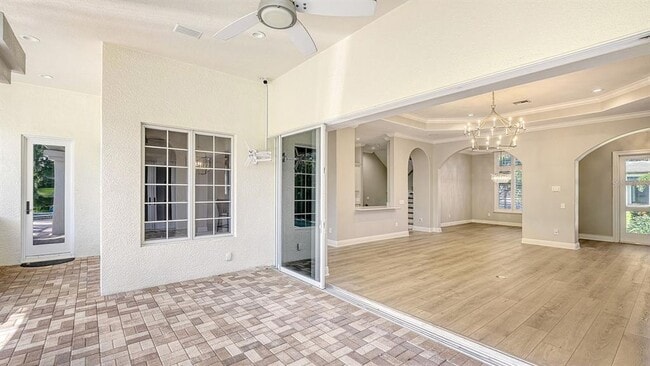 Foto del edificio - 411 Pheasant Way
