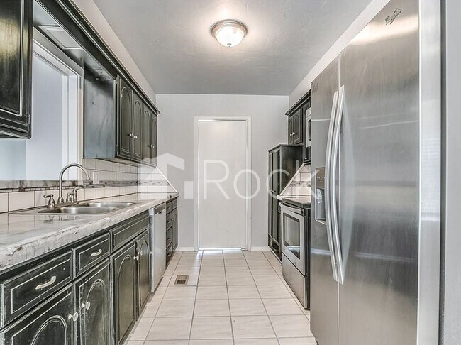 Foto del edificio - 12508 High Meadow Dr