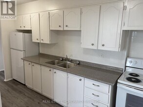 Building Photo - 2720 Windwood Dr.
