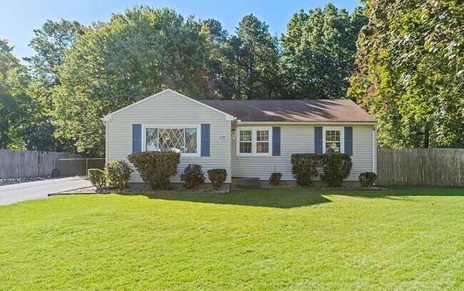 Building Photo - 235 Starling Rd