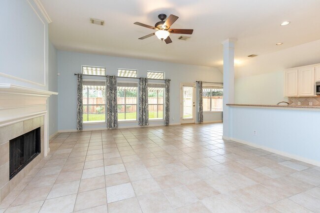 Foto del edificio - 14718 Arbor Trace Ln