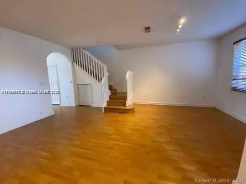 Foto principal - 5470 NW 107th Ave
