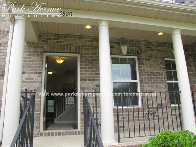 Building Photo - 3880 Eastwind Cove Rd