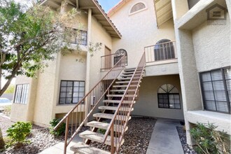 Building Photo - 930 N Mesa Dr