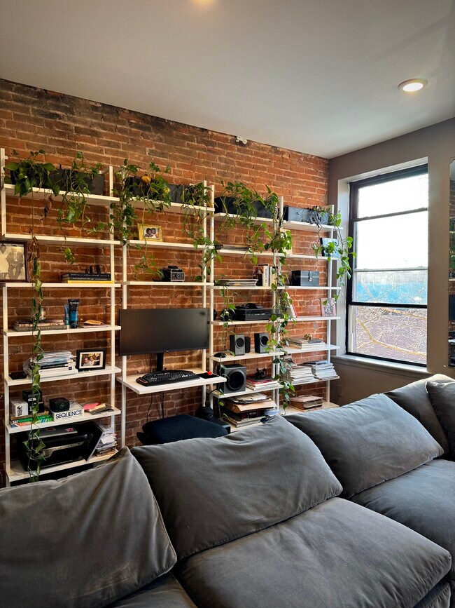 Foto del edificio - 515 Mosher St