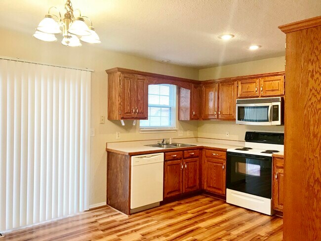 Foto del edificio - 2310 S Willard Ave