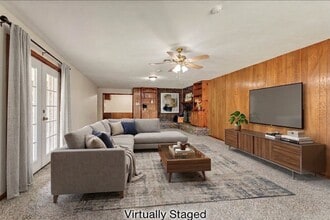 Building Photo - 4121 Monica Dr