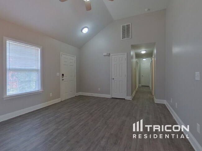 Foto del edificio - 2538 Terra Dr