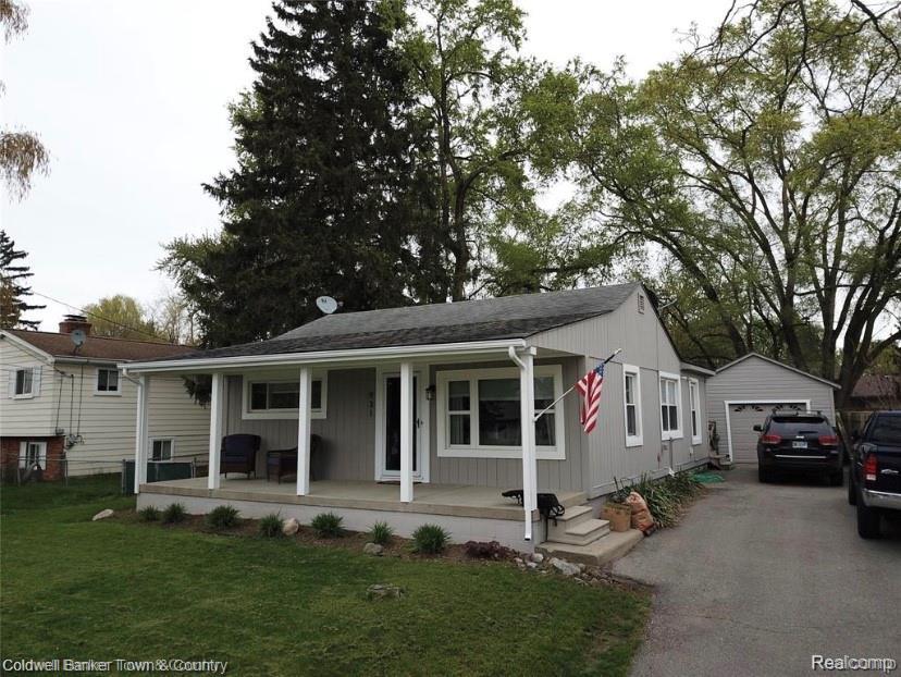 Foto principal - 931 Brighton Lake Rd