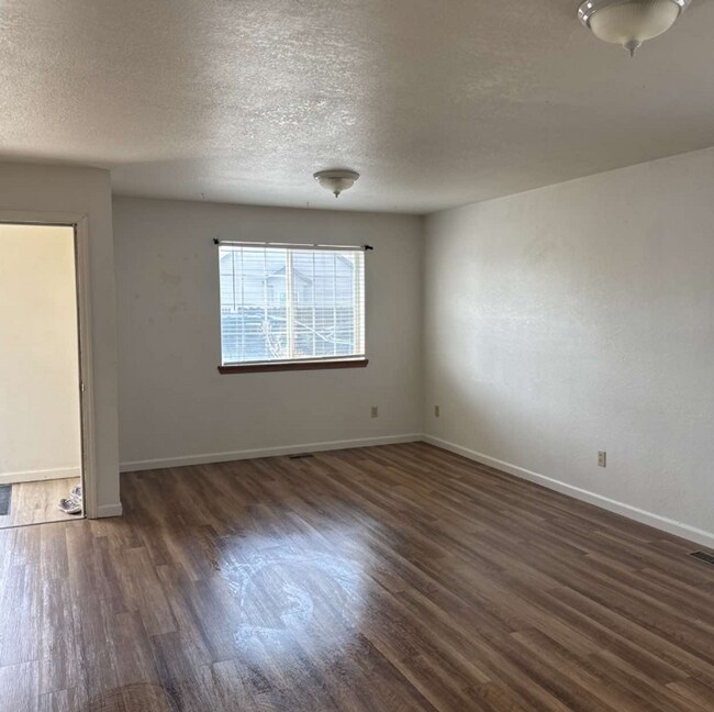 Foto del edificio - 110 N 11th Ave
