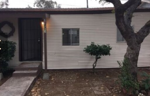 Foto principal - 610-612 E 8th St