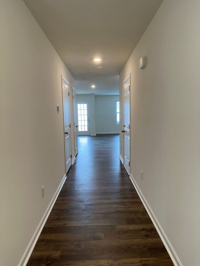 Foto del edificio - 3 Bedroom / 2.5 Bath Townhome Kingsport, TN