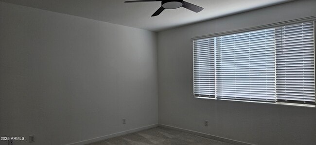 Foto del edificio - 5324 S 24th Ln
