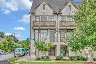Building Photo - 6807 Encore Blvd
