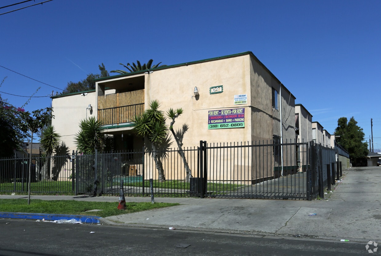 Primary Photo - 641 W 92nd St