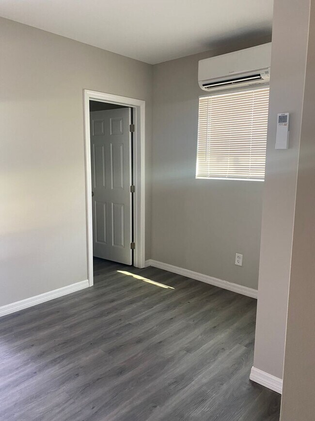 Foto del edificio - 5557 Arlington Rd