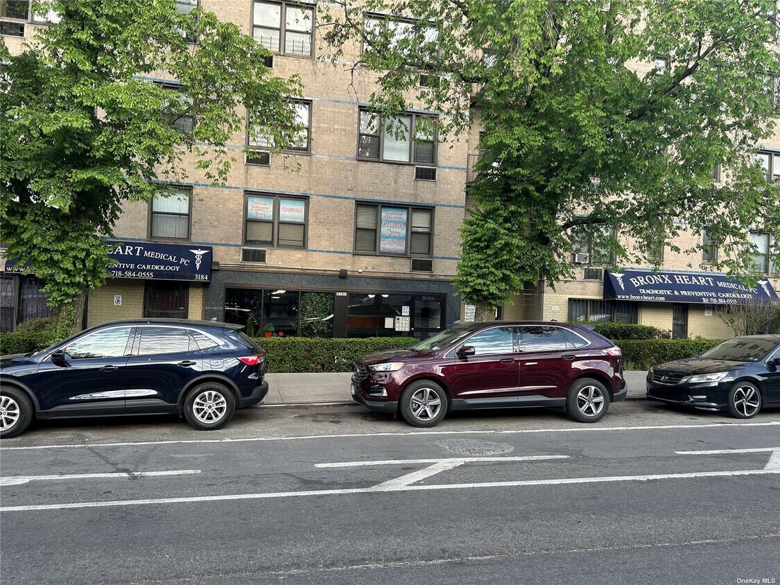 Primary Photo - 3184 Grand Concourse