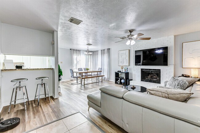 Foto del edificio - 92 N Deerfoot Cir