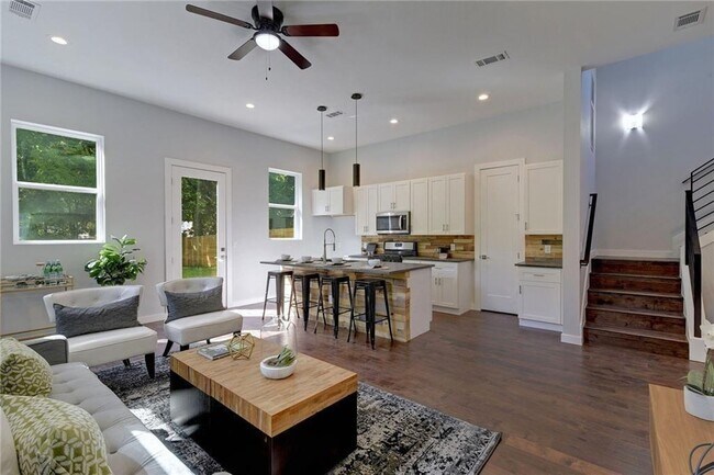 Foto del edificio - 6405 Chesterfield Ave