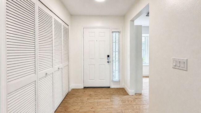 Building Photo - 936 Tillery Way