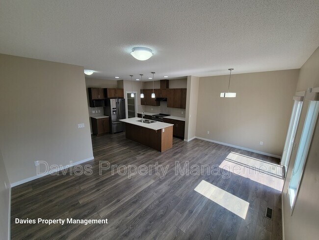 Building Photo - 4433 Annett Common SW