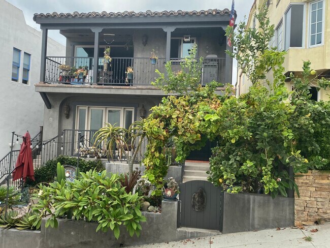 Foto del edificio - 221 24th St