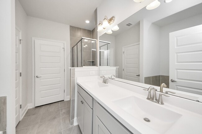 Building Photo - 448 Long Beach Bay Dr