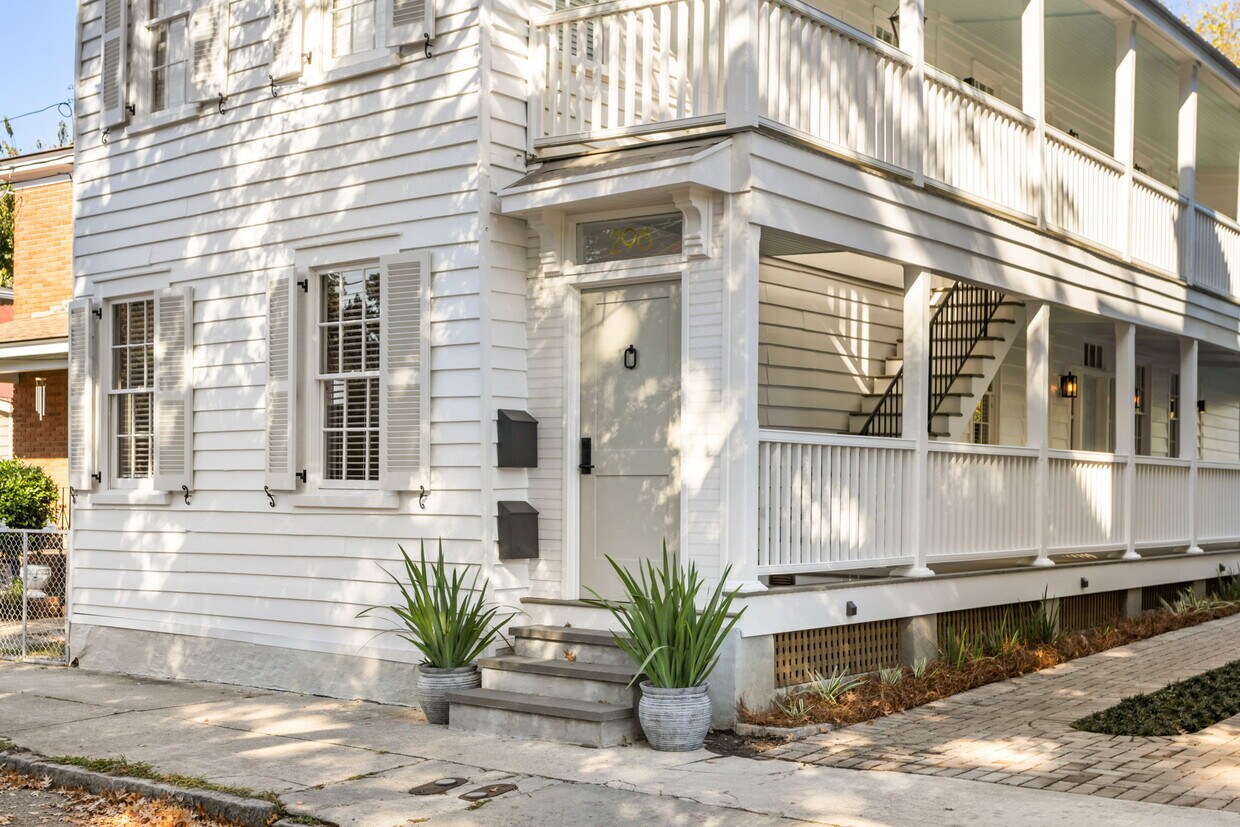 Primary Photo - 296 Ashley Ave