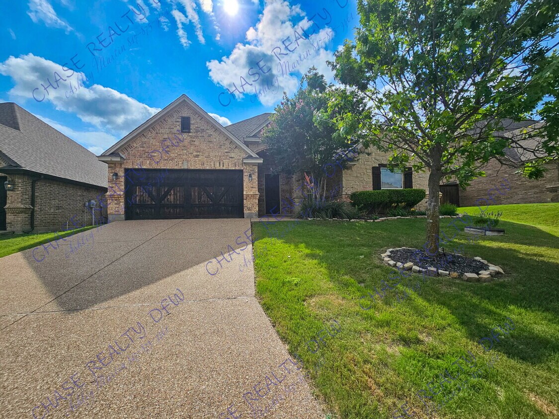 Foto principal - 240 Spyglass Dr