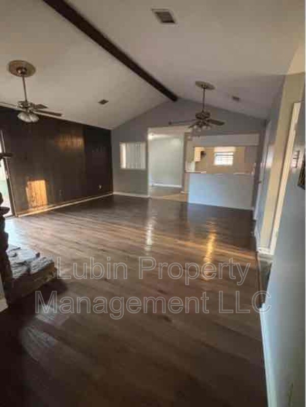 Building Photo - 3066 Water Oak Dr