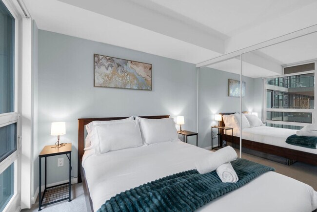 Building Photo - 1607 Georgian Heights Blvd