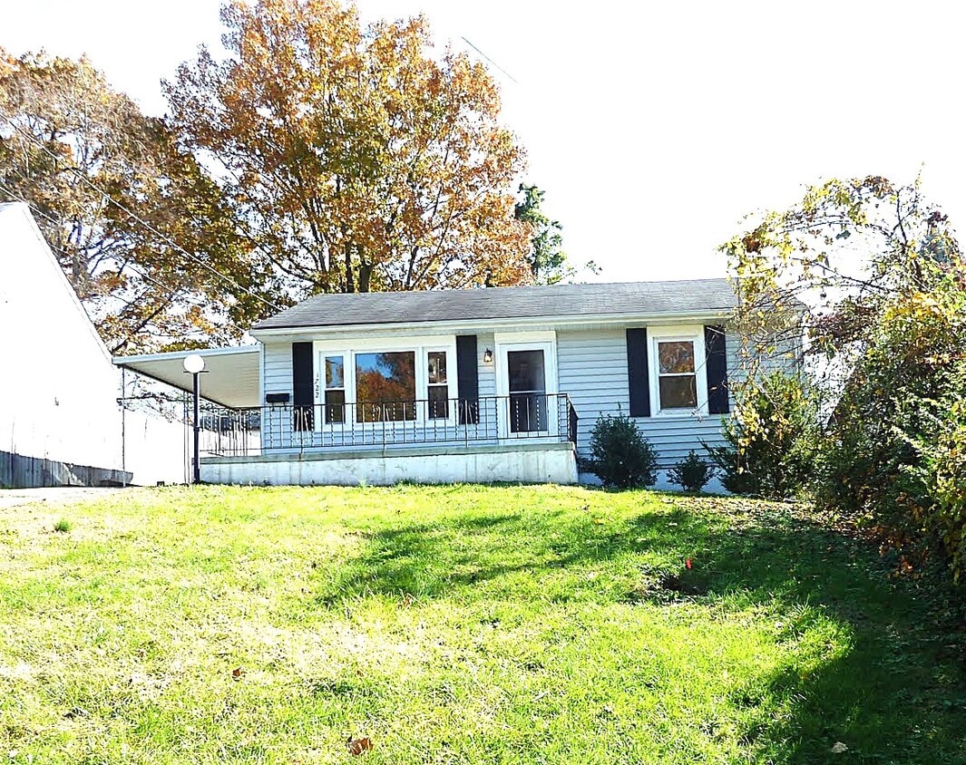 Foto principal - 1722 Nickerson Ave