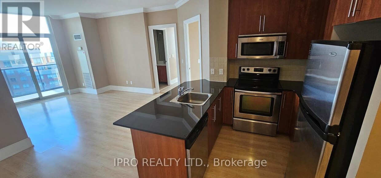 Photo principale - 330-2330 Burnhamthorpe Rd W