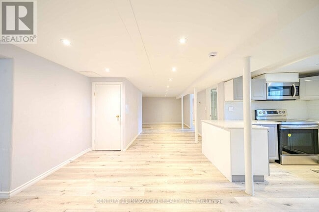 Photo du bâtiment - 13163 Bathurst St