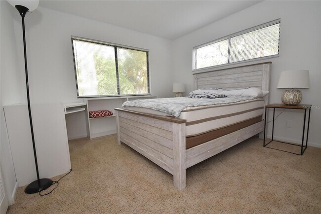 Foto del edificio - 1608 Bayhouse Point Dr