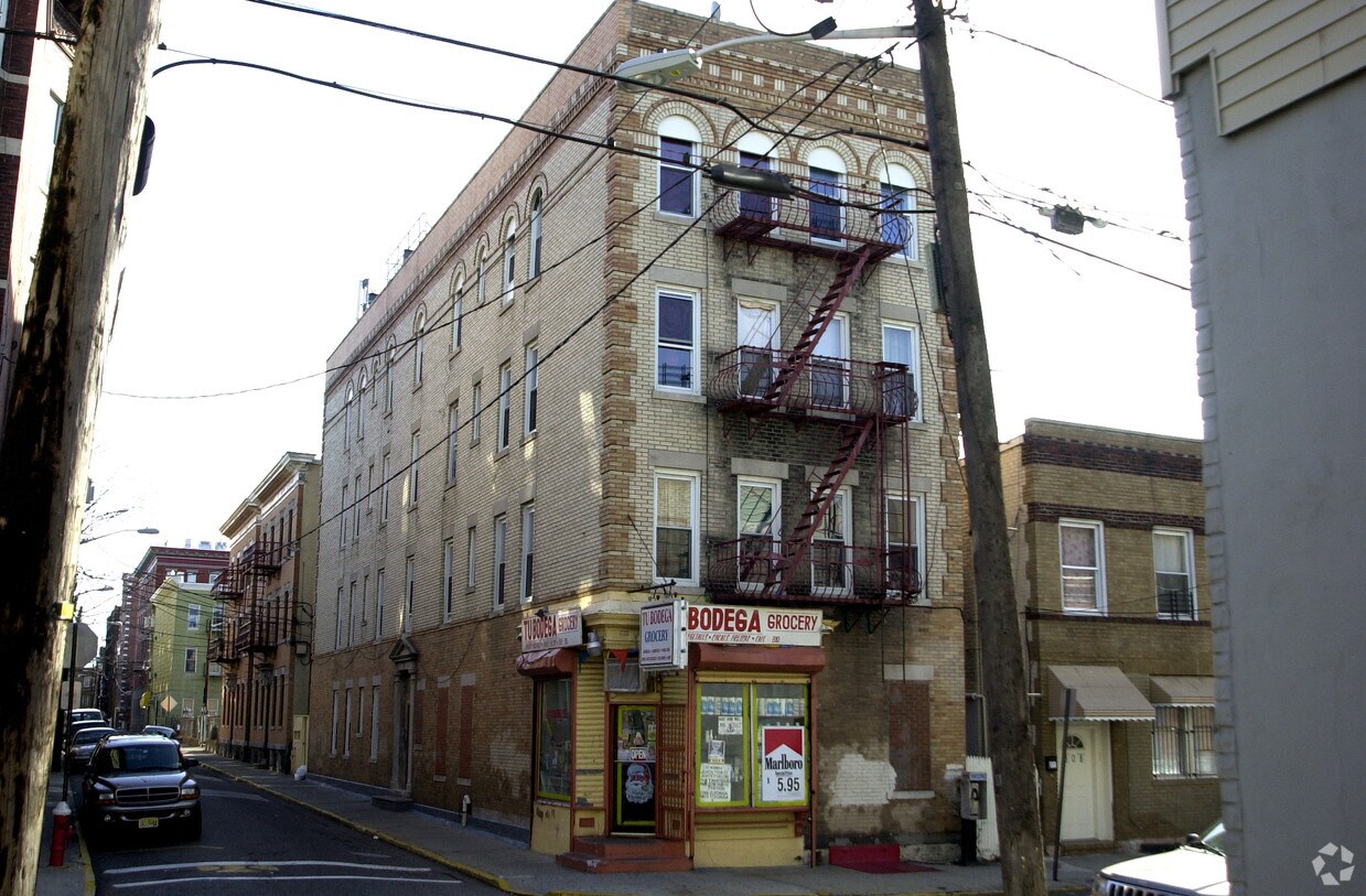 Foto del edificio - 810 West St