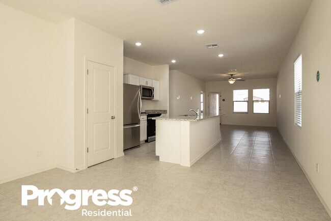 Foto del edificio - 35298 W San Capistrano Ave