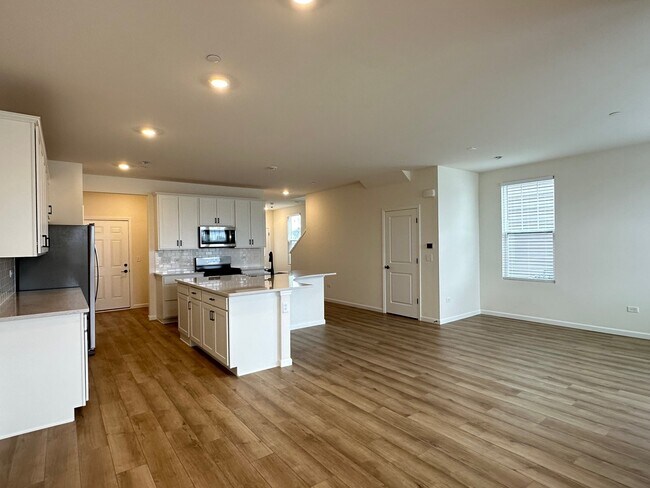 Foto del edificio - 5955 Hawkweed Dr