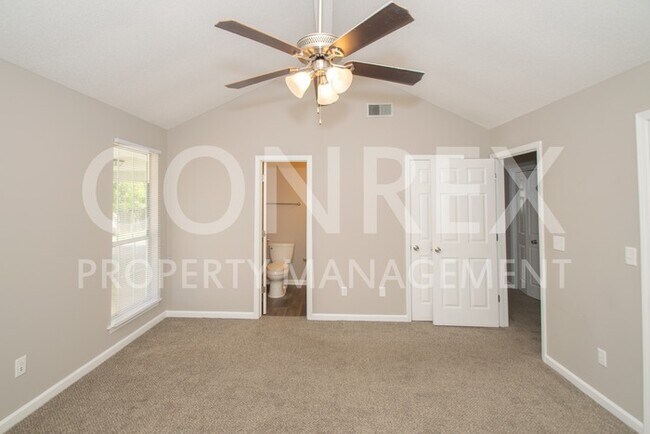 Building Photo - A Beautiful Home in Alabaster