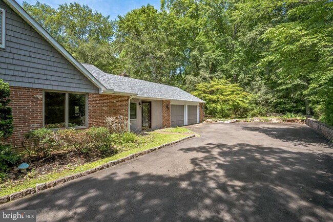 Foto del edificio - 3574 Glenway Rd