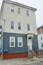 Building Photo - 36 Grape St