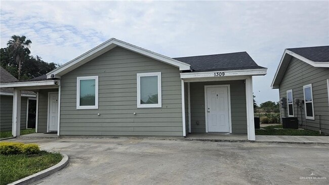 Building Photo - 7 Quitaca Dr