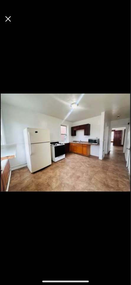 Building Photo - 3719 Winnebago St