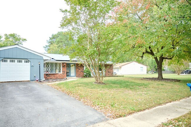 Foto del edificio - 1314 Harwich Dr