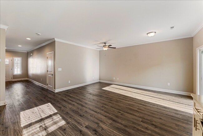 Building Photo - 320 Titan Rdg Wy