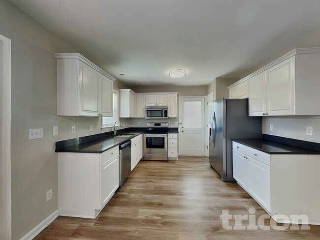 Foto del edificio - 4041 Mackinac Island Ln