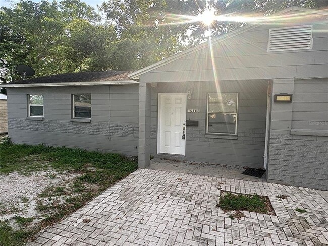 Building Photo - 10510 N Otis Ave