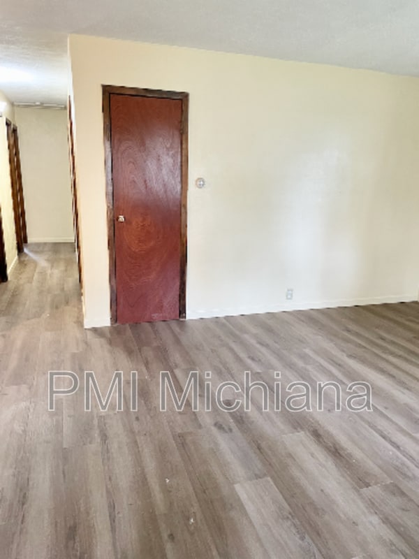 Building Photo - 1213 Mc Cartney St