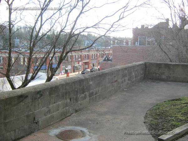 Foto del edificio - 72 Devens St